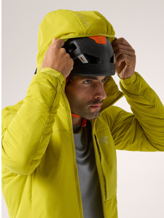 We found that Proton Hoody is compatible with a helmet